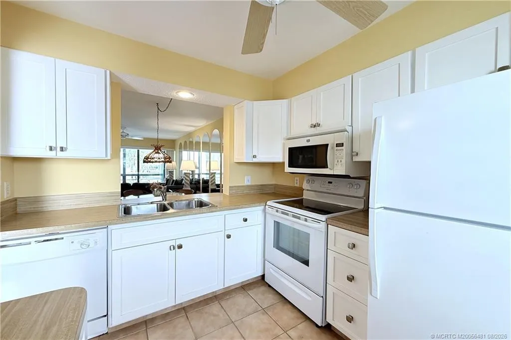 1950 SW Palm City Road #2205