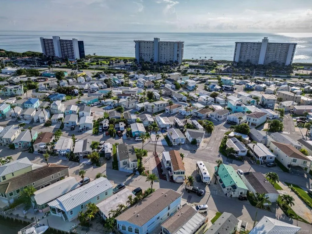 10701 S Ocean Drive