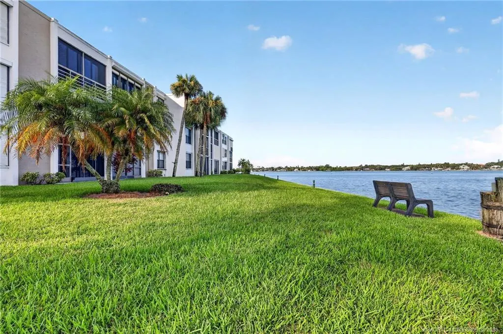 1950 SW Palm City Road #14-302