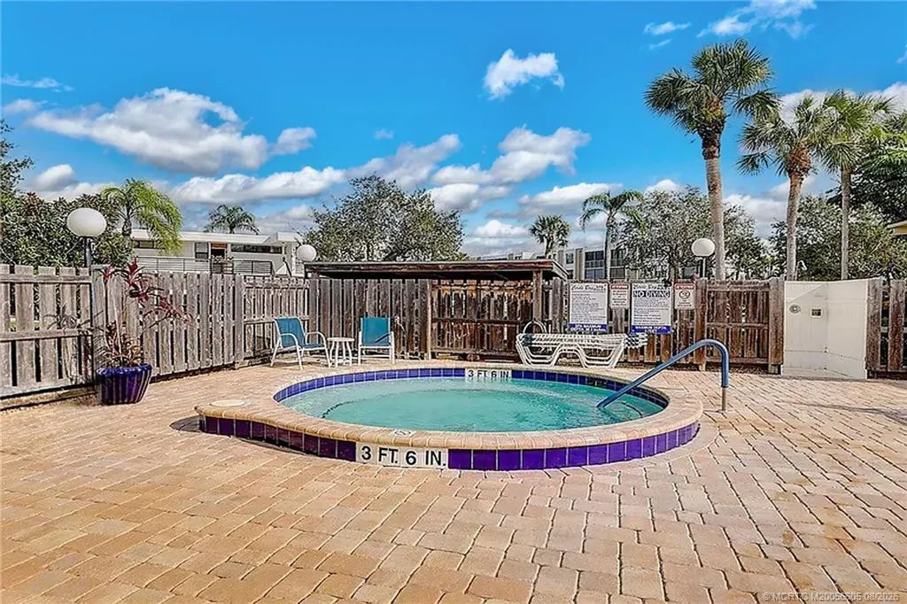 1950 SW Palm City Road #14-302