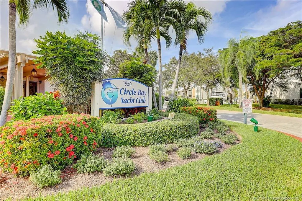 1950 SW Palm City Road #14-302