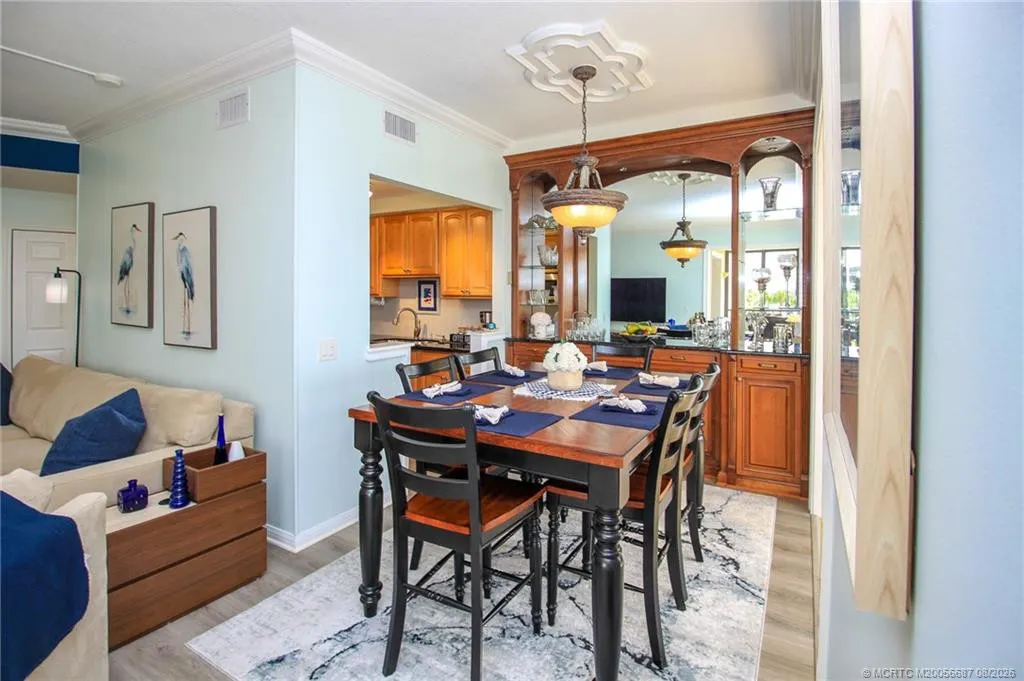 150 SE Four Winds Drive #304