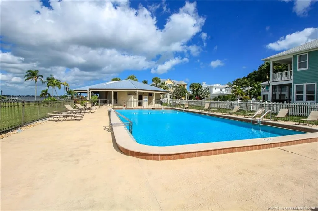 150 SE Four Winds Drive #304