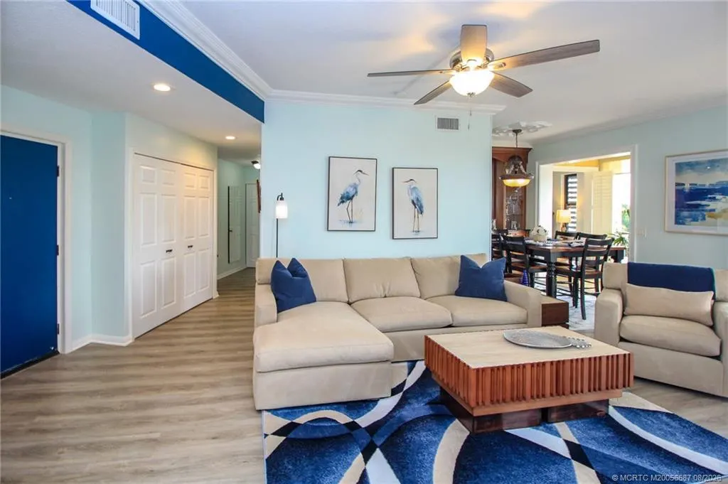 150 SE Four Winds Drive #304