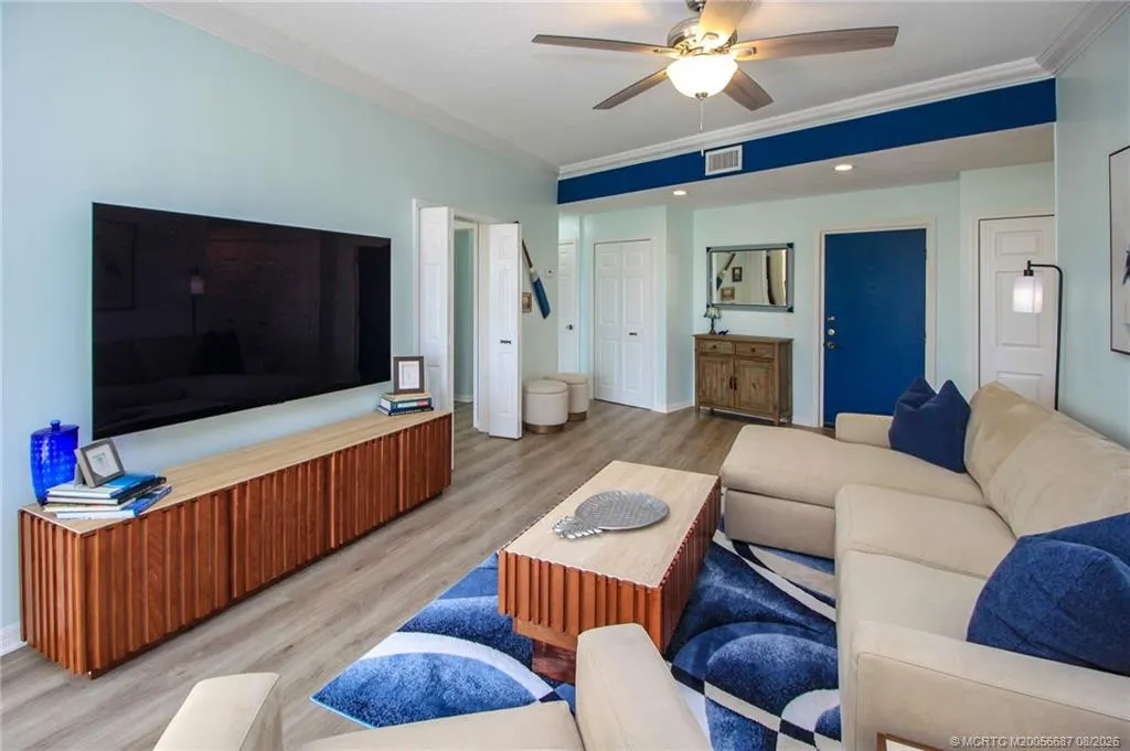 150 SE Four Winds Drive #304