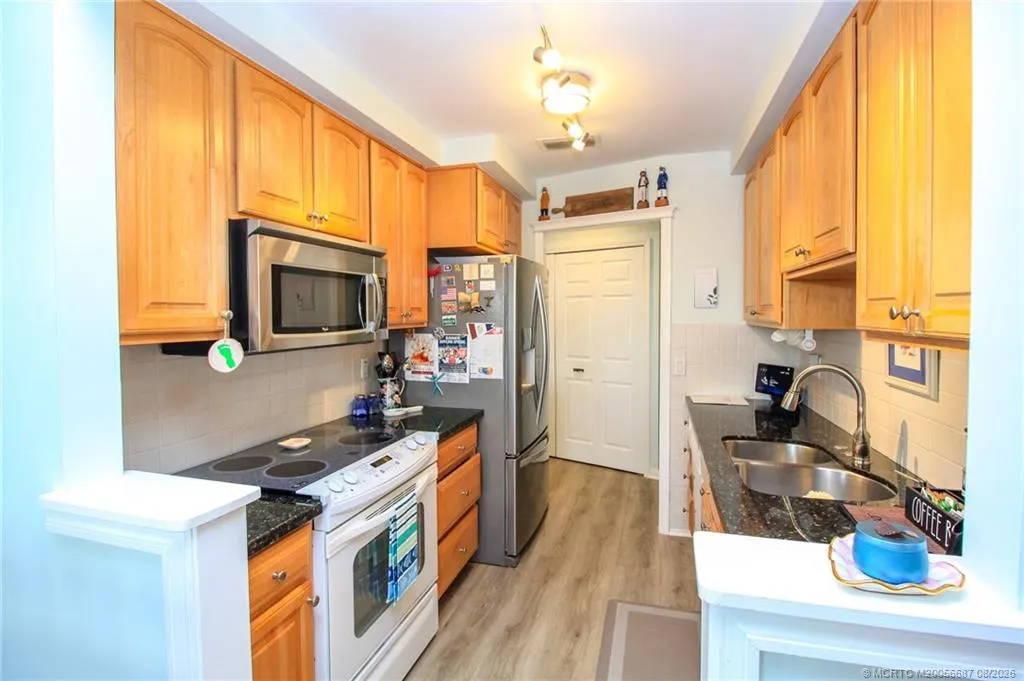 150 SE Four Winds Drive #304