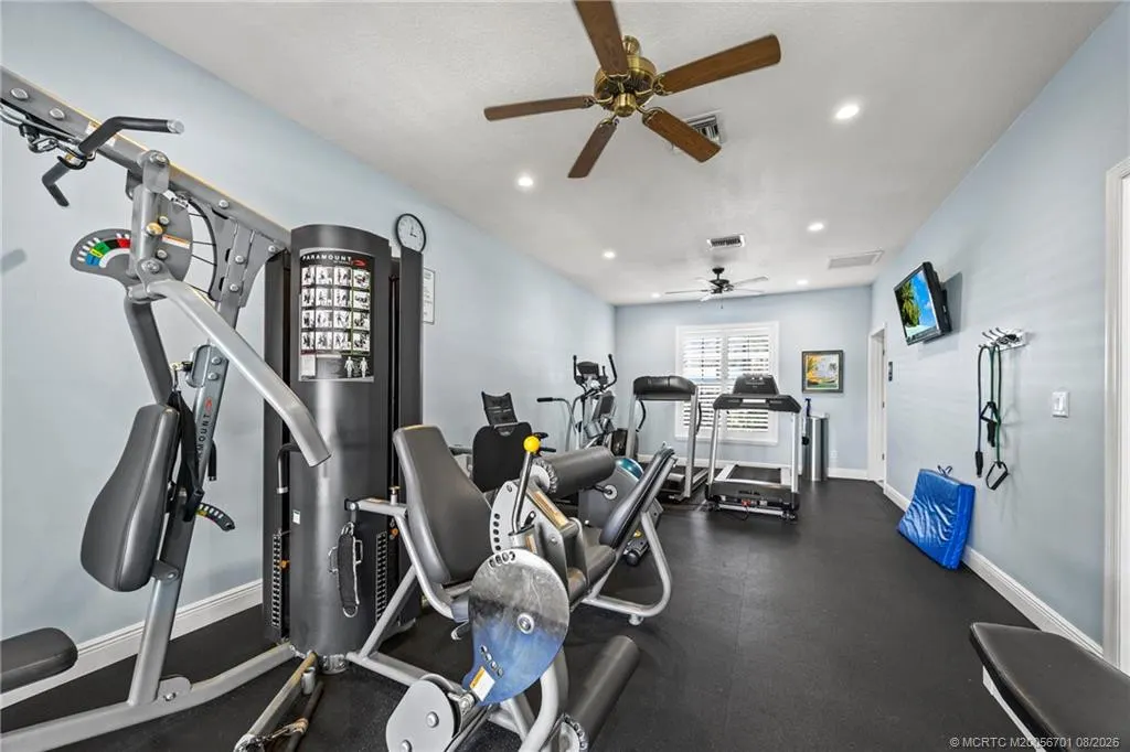 5799 NE Island Cove Way #1101