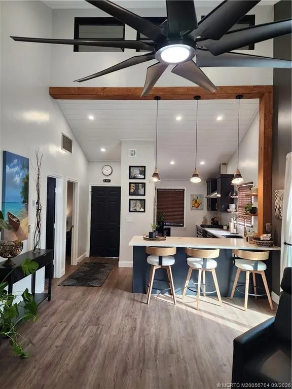 496 SE Cardinal Trail
