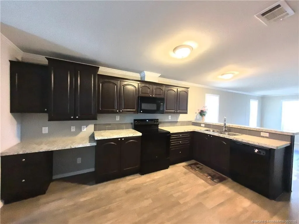 4185 2nd Court