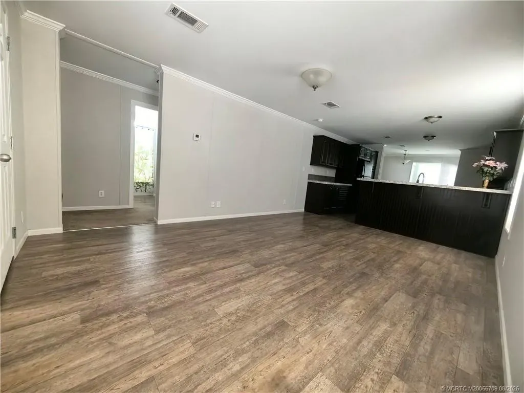 4185 2nd Court