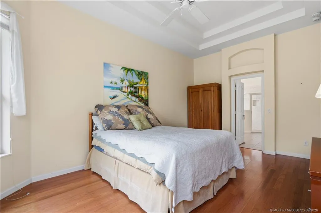 4505 NW Wandering Oak Court