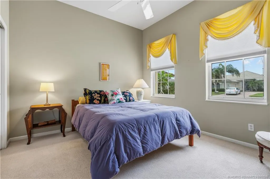 4505 NW Wandering Oak Court