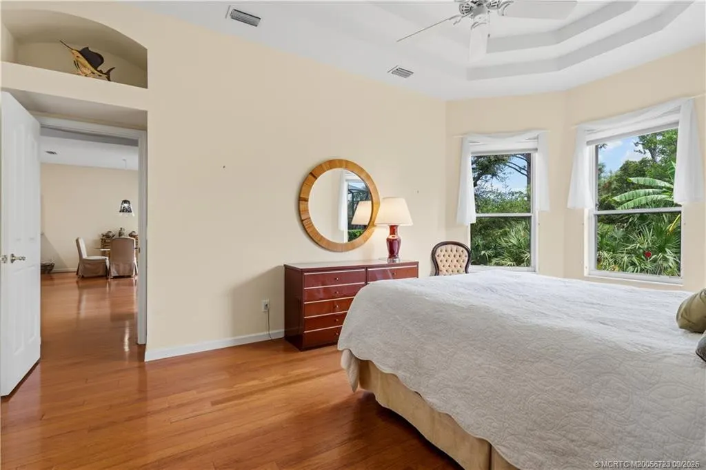 4505 NW Wandering Oak Court