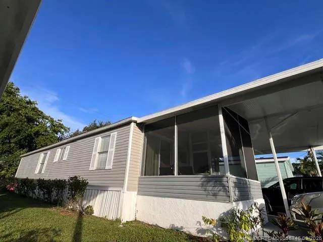 40 Plantation Boulevard