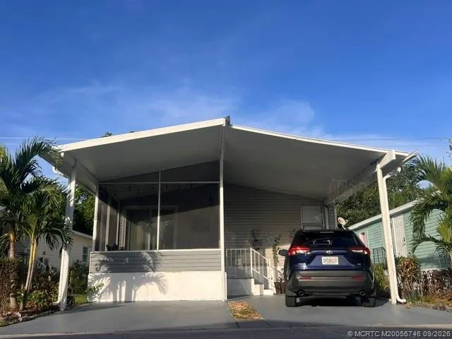 40 Plantation Boulevard