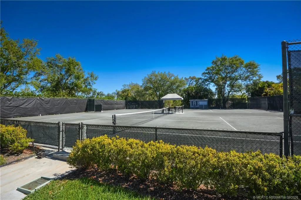 4646 SW Lorne Court