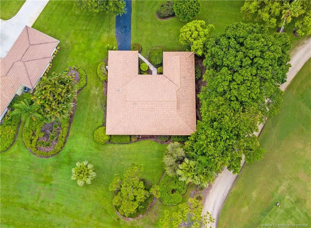 4646 SW Lorne Court
