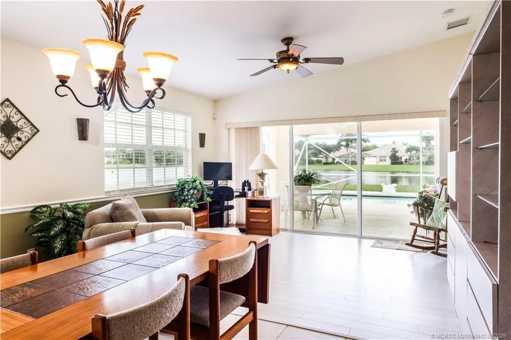 9293 SE Hawks Nest Court