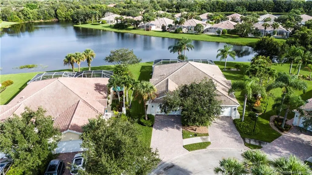 9293 SE Hawks Nest Court