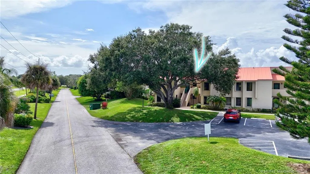 5111 SE Miles Grant Road #202
