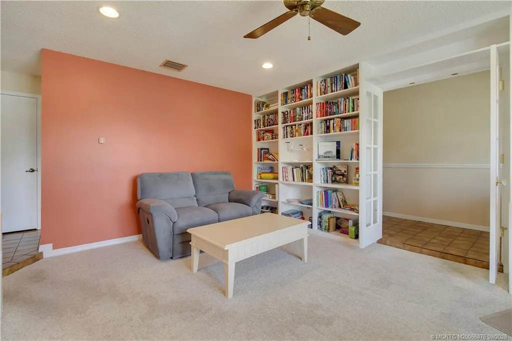 8303 SE Cumberland Circle