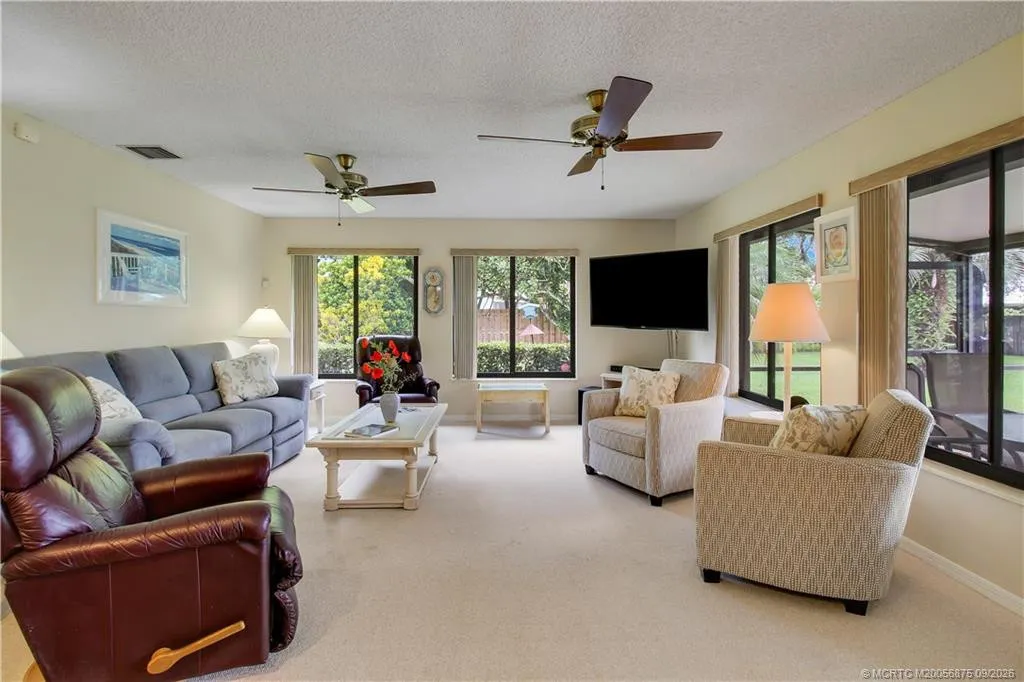 8303 SE Cumberland Circle