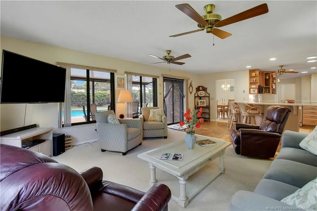 8303 SE Cumberland Circle