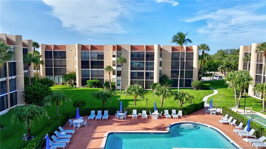 3452 NE Causeway Boulevard #202