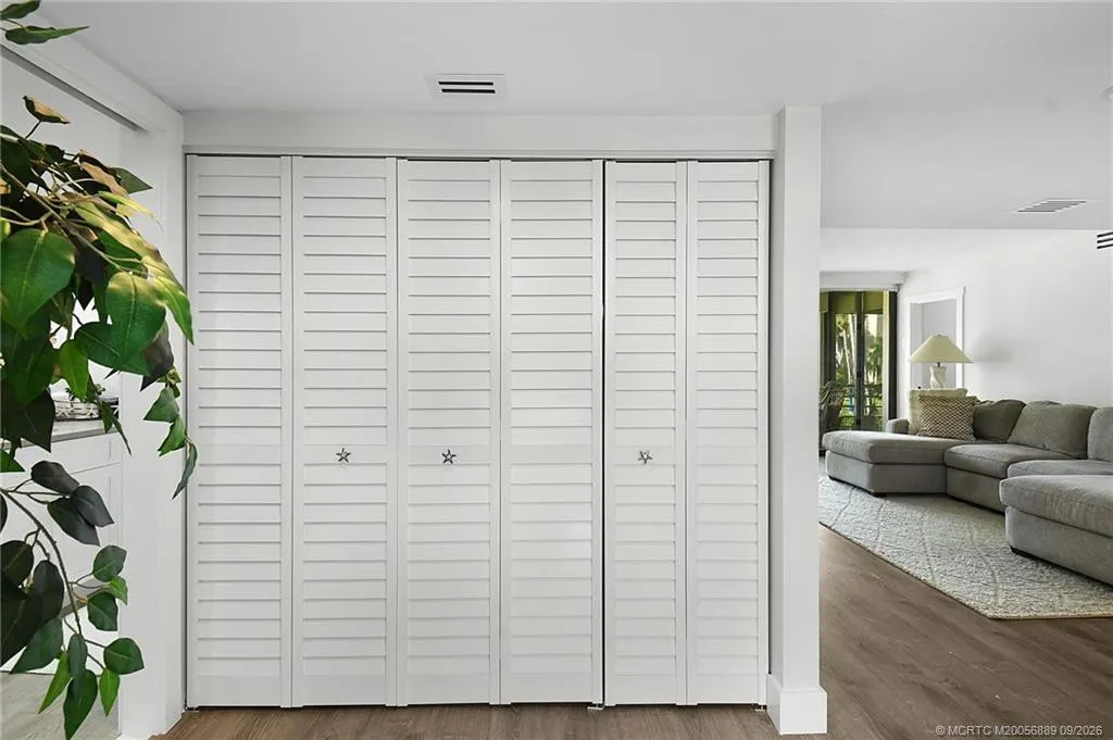 3452 NE Causeway Boulevard #202