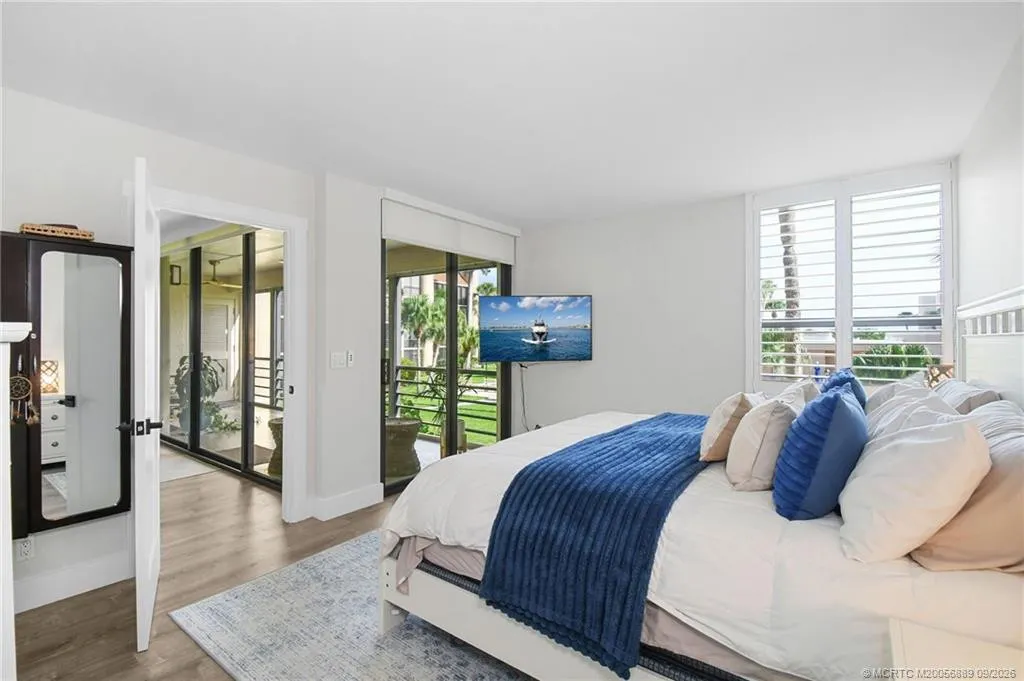3452 NE Causeway Boulevard #202