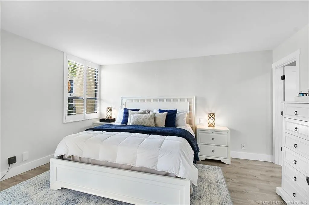 3452 NE Causeway Boulevard #202