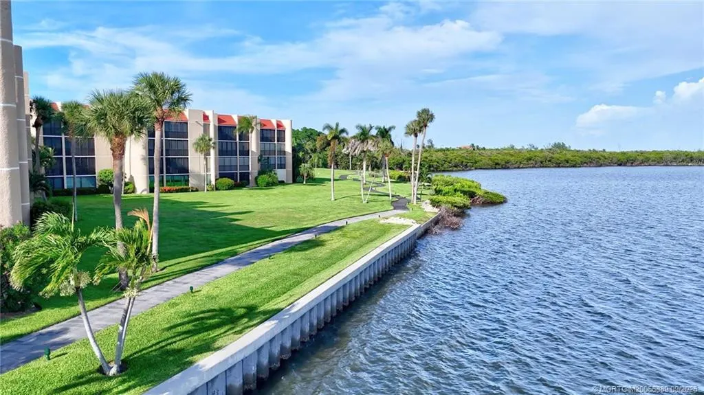3452 NE Causeway Boulevard #202