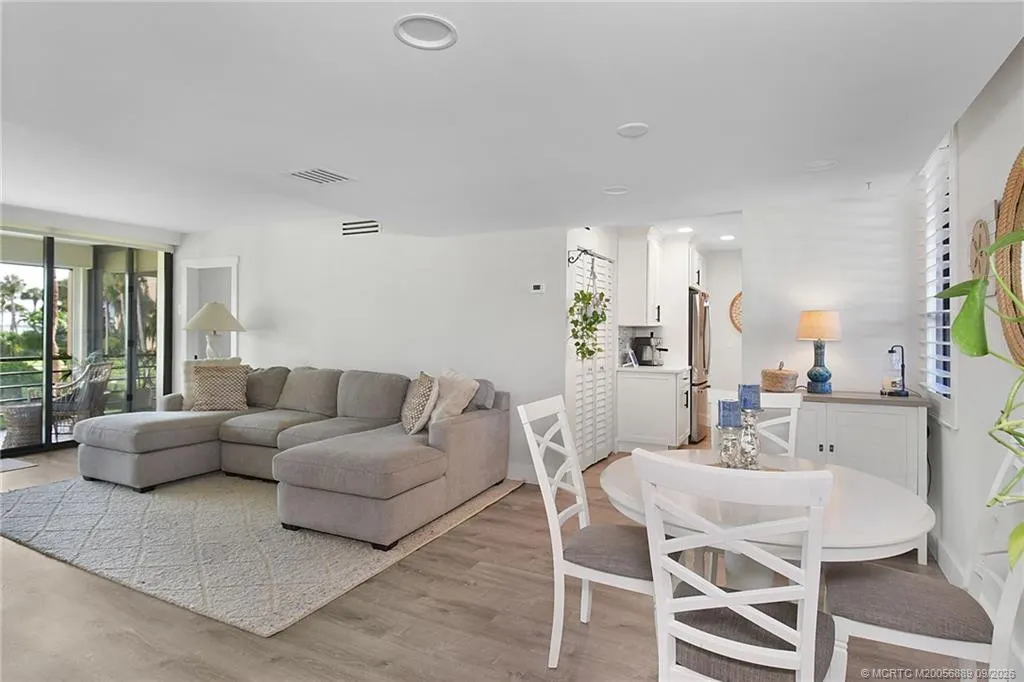 3452 NE Causeway Boulevard #202