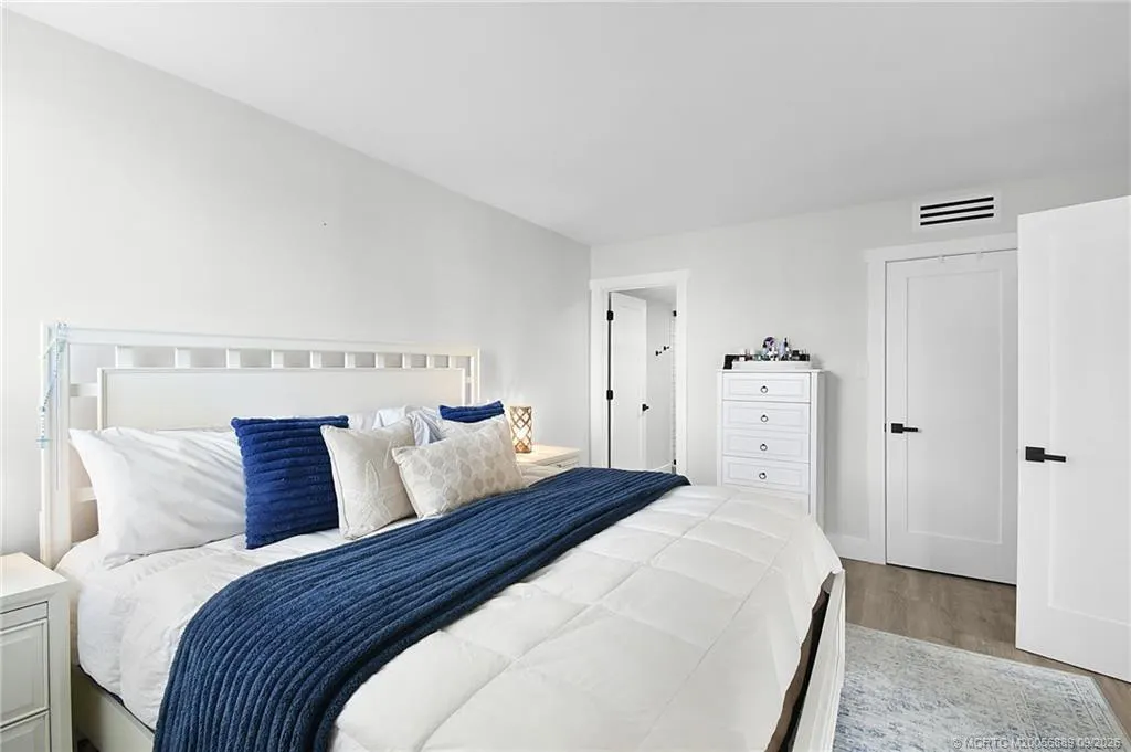 3452 NE Causeway Boulevard #202