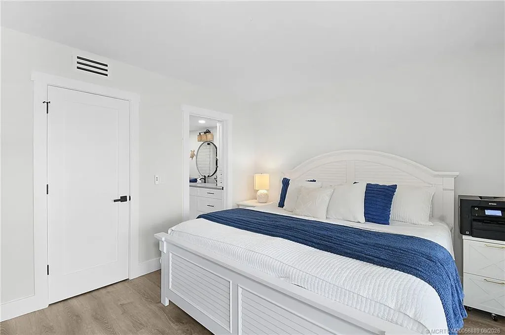 3452 NE Causeway Boulevard #202