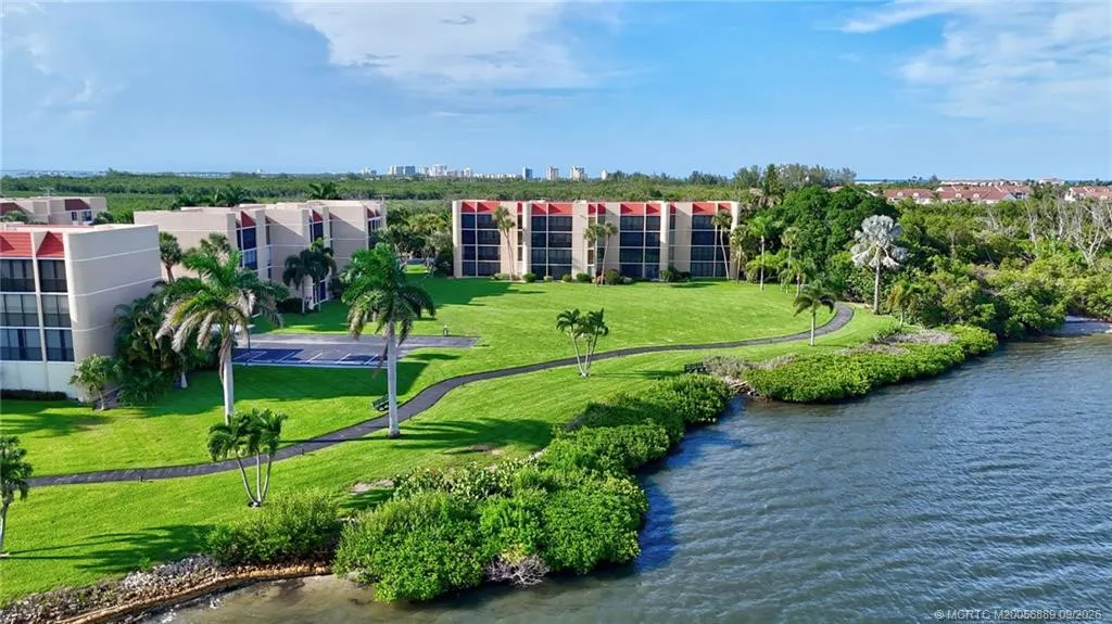 3452 NE Causeway Boulevard #202