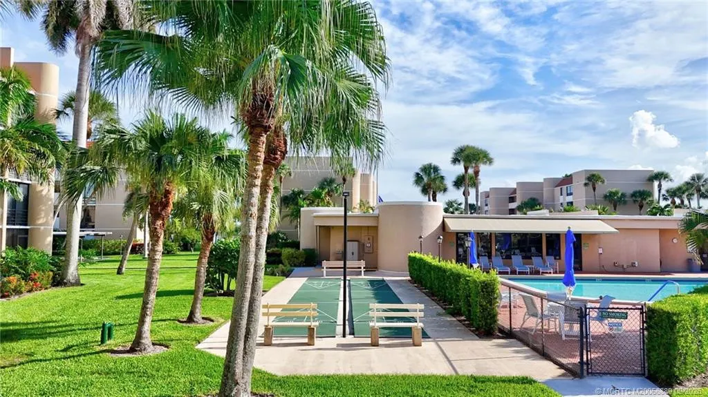 3452 NE Causeway Boulevard #202