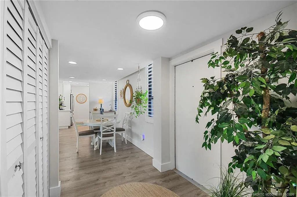 3452 NE Causeway Boulevard #202