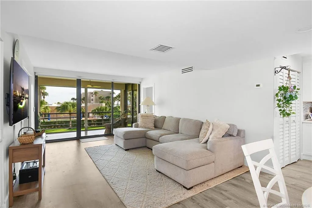 3452 NE Causeway Boulevard #202