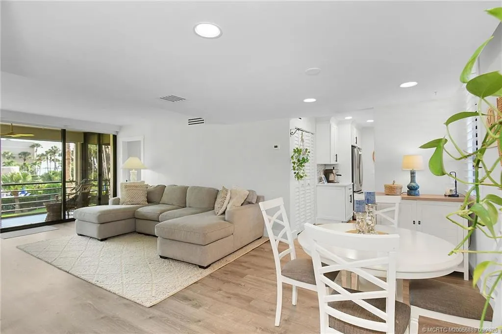 3452 NE Causeway Boulevard #202