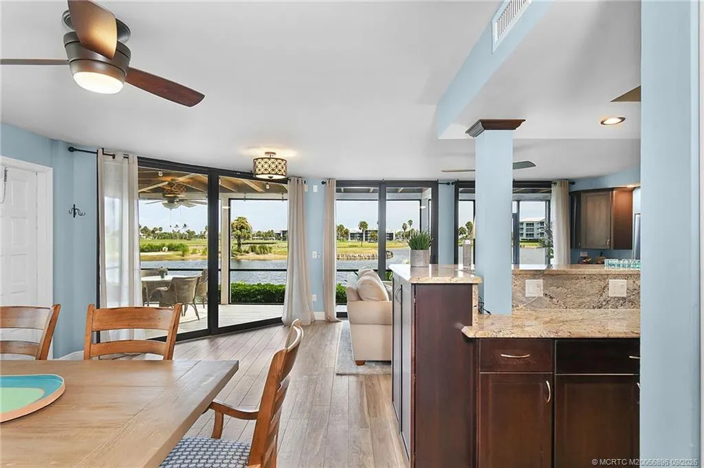 311 NE Golfview Circle