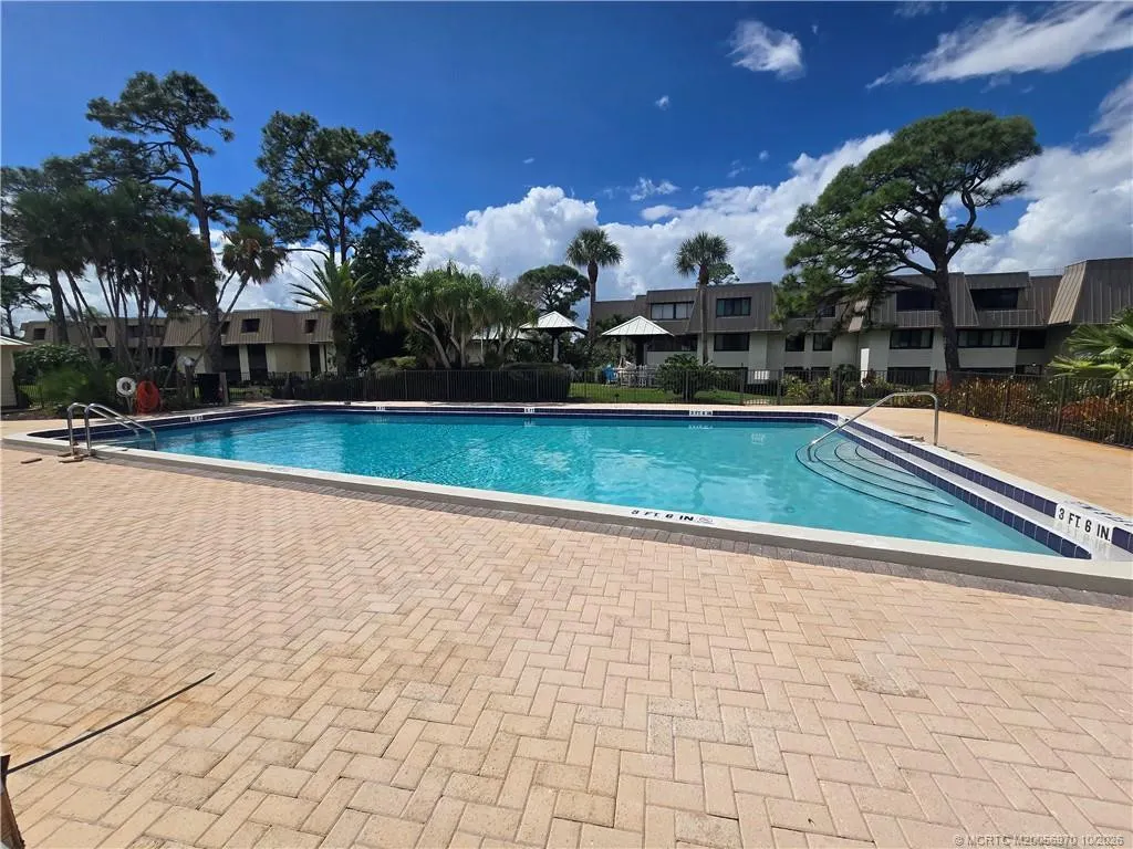 1800 SE Saint Lucie Boulevard #6-304
