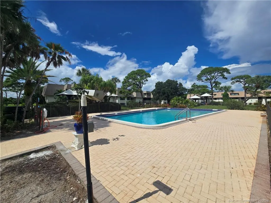 1800 SE Saint Lucie Boulevard #6-304