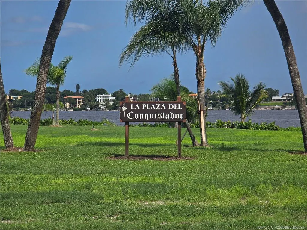 1800 SE Saint Lucie Boulevard #6-304