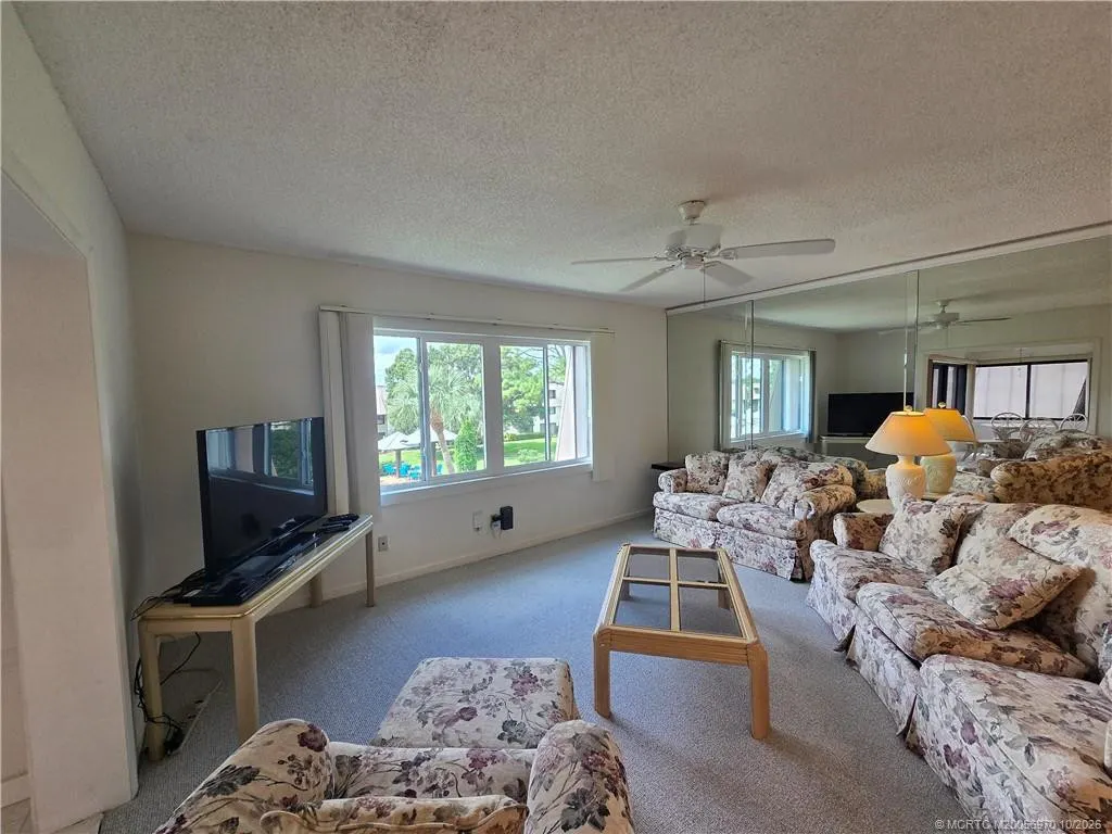 1800 SE Saint Lucie Boulevard #6-304