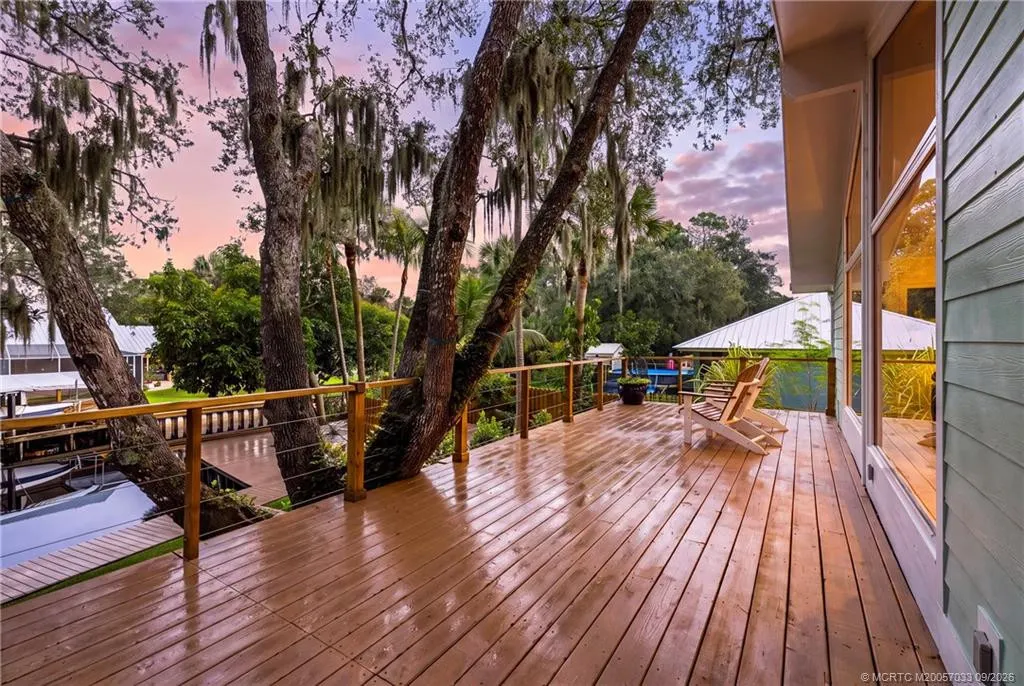615 SW Rustic Circle