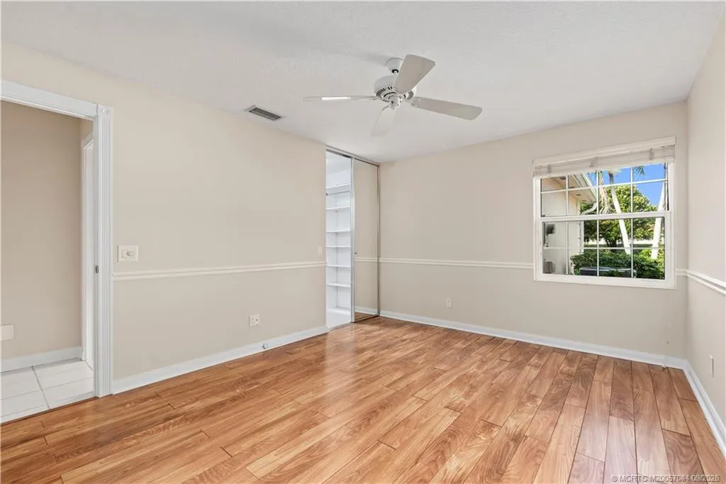 1664 SW Shady Lake Terrace