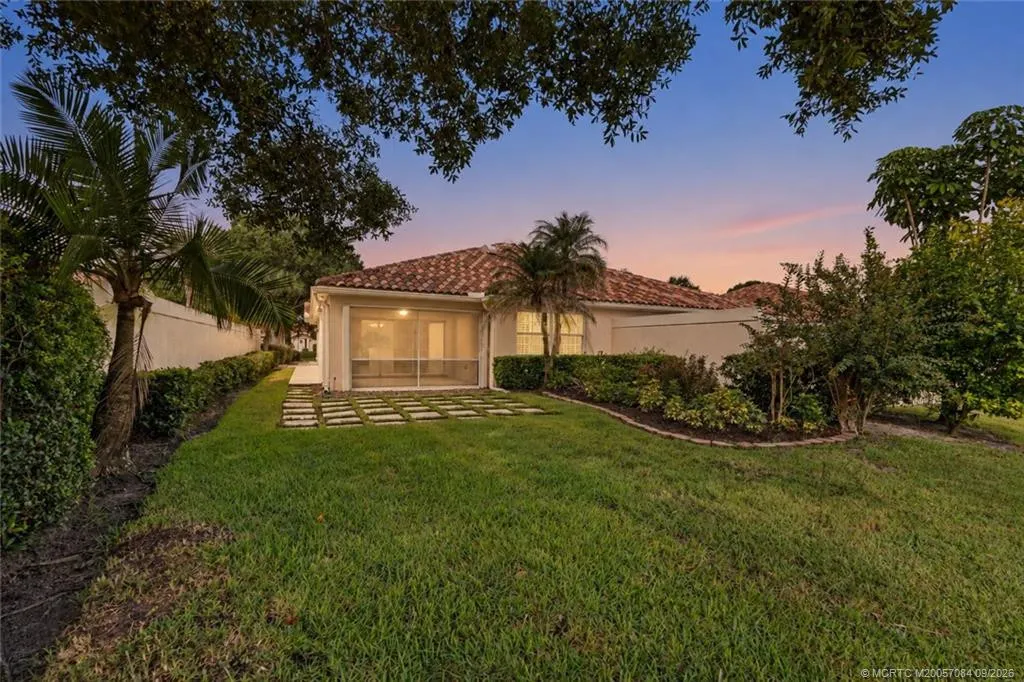 1664 SW Shady Lake Terrace