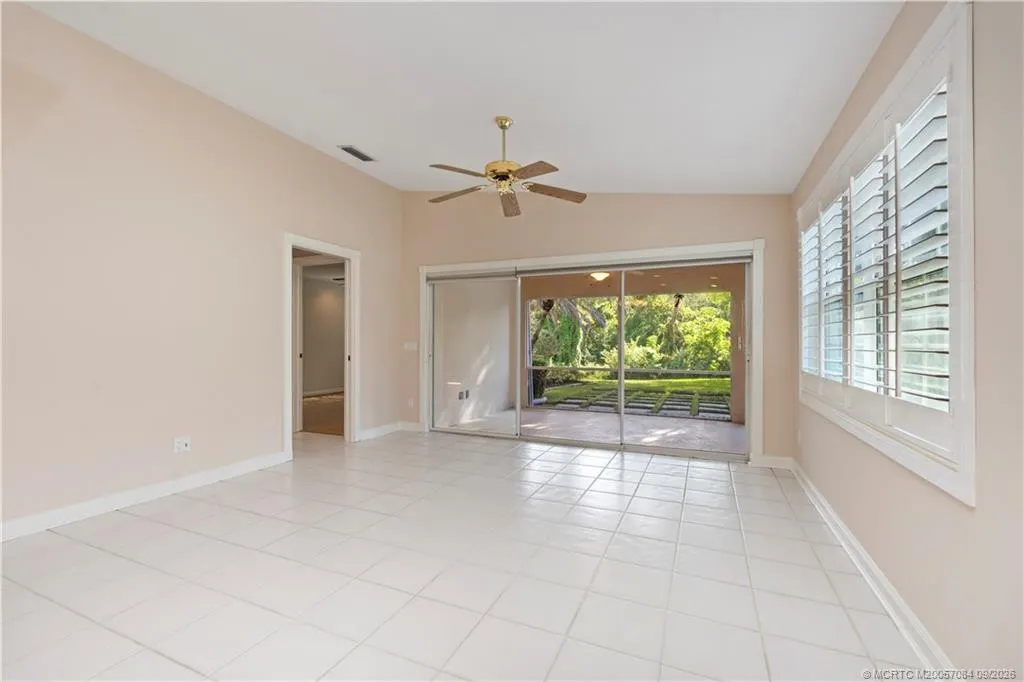 1664 SW Shady Lake Terrace