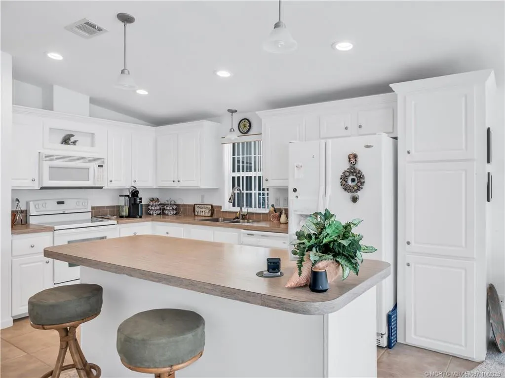 3500 S Kanner Highway #137